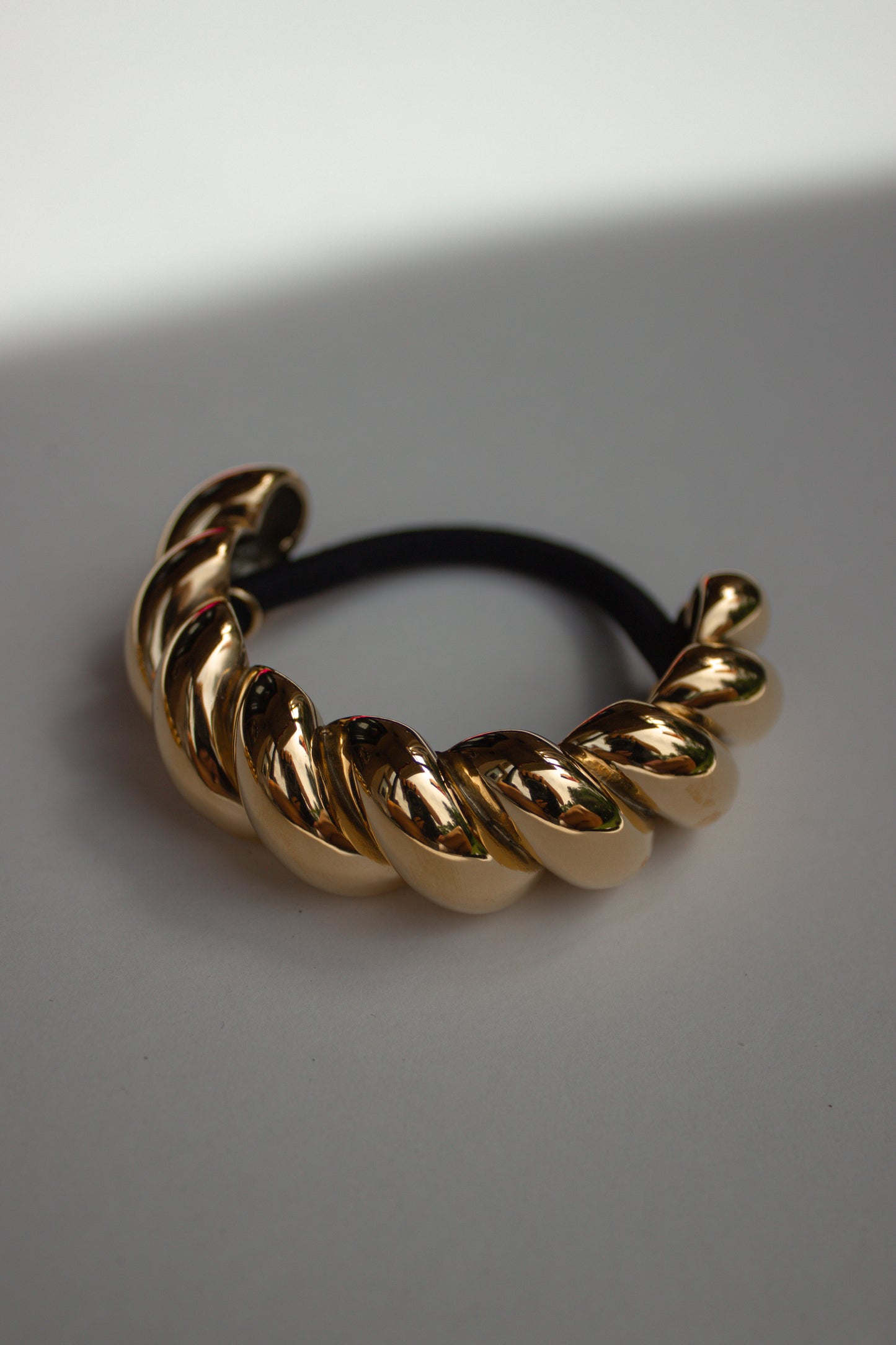Tidal Twist Cuff