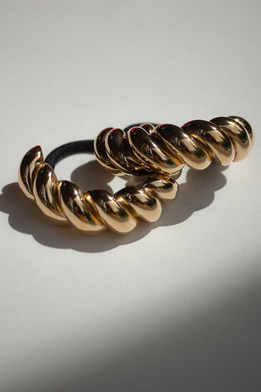 Tidal Twist Cuff