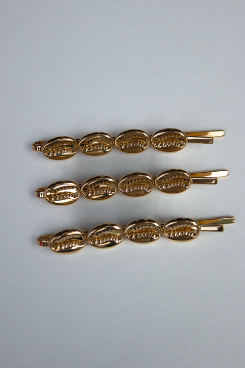 Cowrie Crest Pin